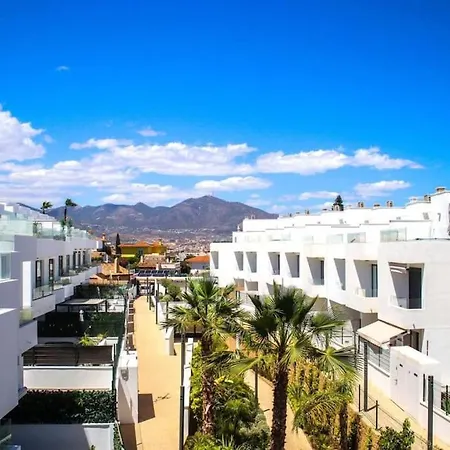 Pass The Keys Casa Ban, Spacious 3 Bedroom Townhouse *