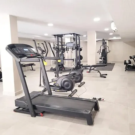 Pass The Keys Casa Ban, Spacious 3 Bedroom Townhouse Vakantiehuis