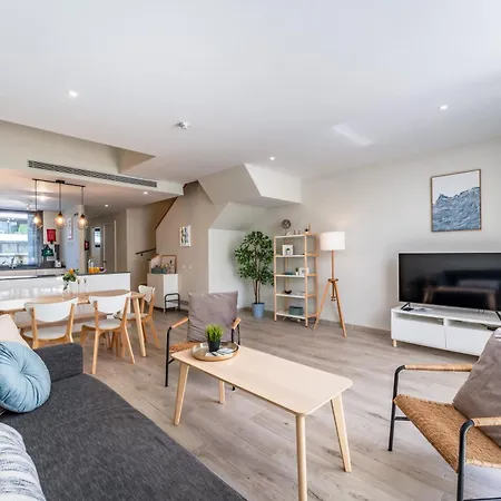 Pass The Keys Casa Ban, Spacious 3 Bedroom Townhouse *