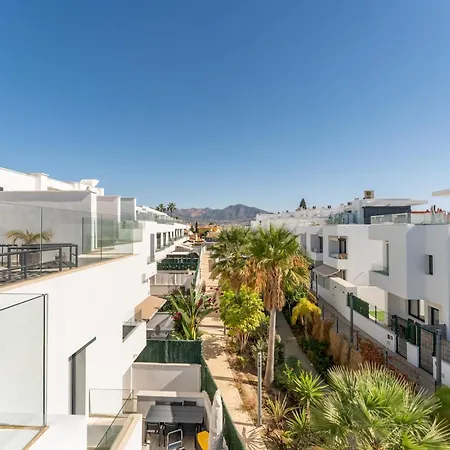 Ferienhaus Pass The Keys Casa Ban, Spacious 3 Bedroom Townhouse Fuengirola
