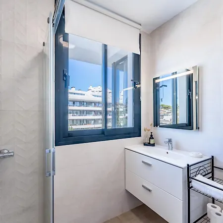 Pass The Keys Casa Ban, Spacious 3 Bedroom Townhouse Ferienhaus Fuengirola