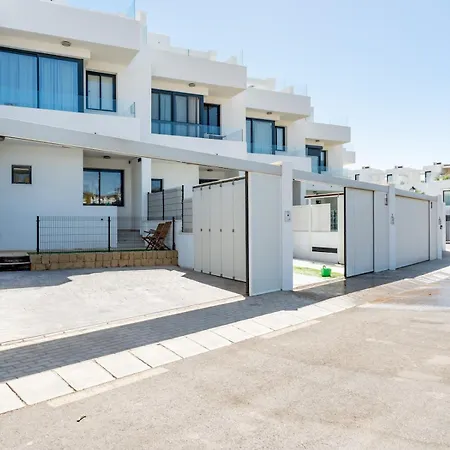 Ferienhaus Pass The Keys Casa Ban, Spacious 3 Bedroom Townhouse *