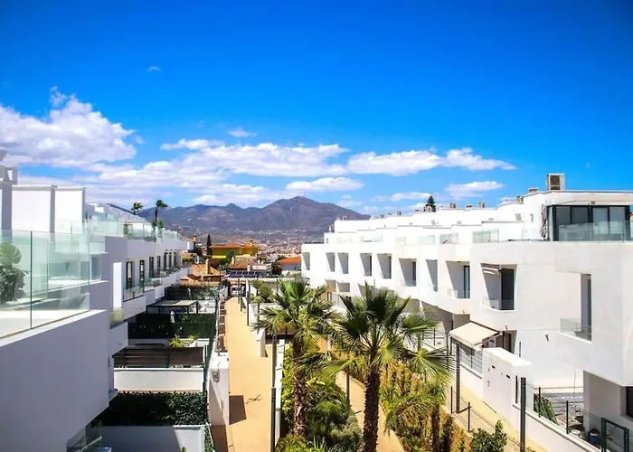 Pass The Keys Casa Ban, Spacious 3 Bedroom Townhouse *