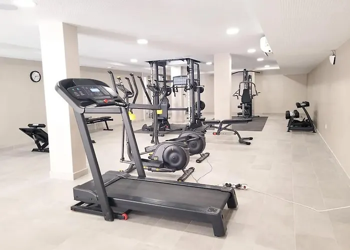 Pass The Keys Casa Ban, Spacious 3 Bedroom Townhouse Vakantiehuis