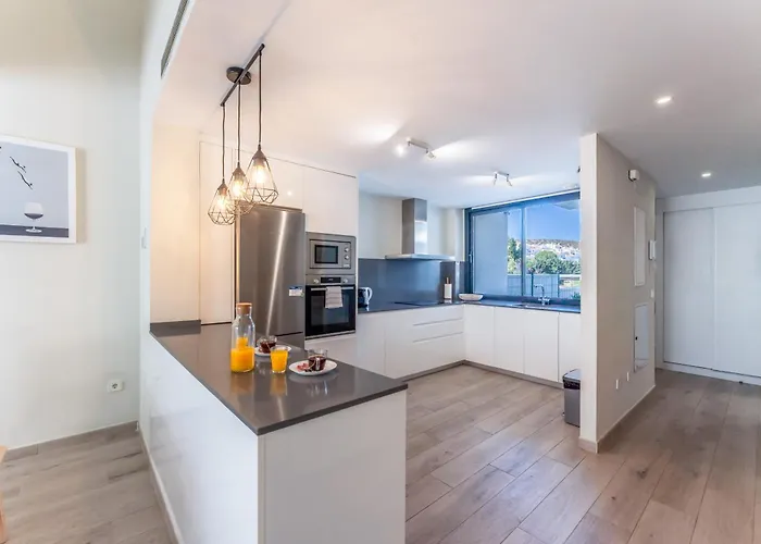 Pass The Keys Casa Ban, Spacious 3 Bedroom Townhouse 別荘 フエンヒロラ